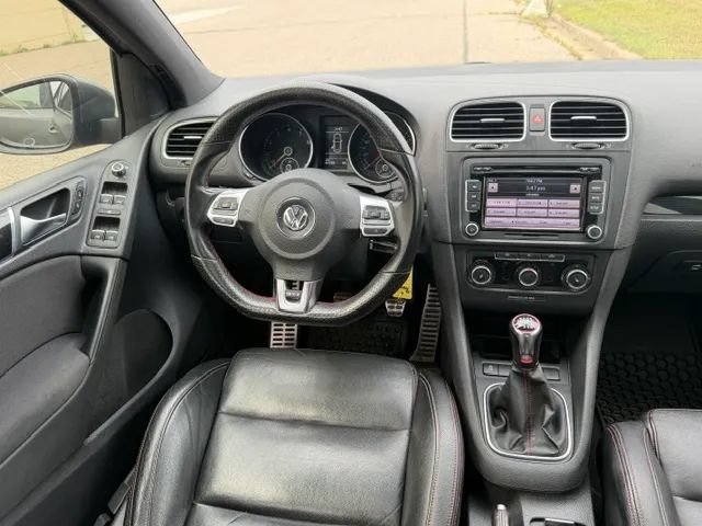 Used 2011 Volkswagen Golf 4-Door FWD image 15