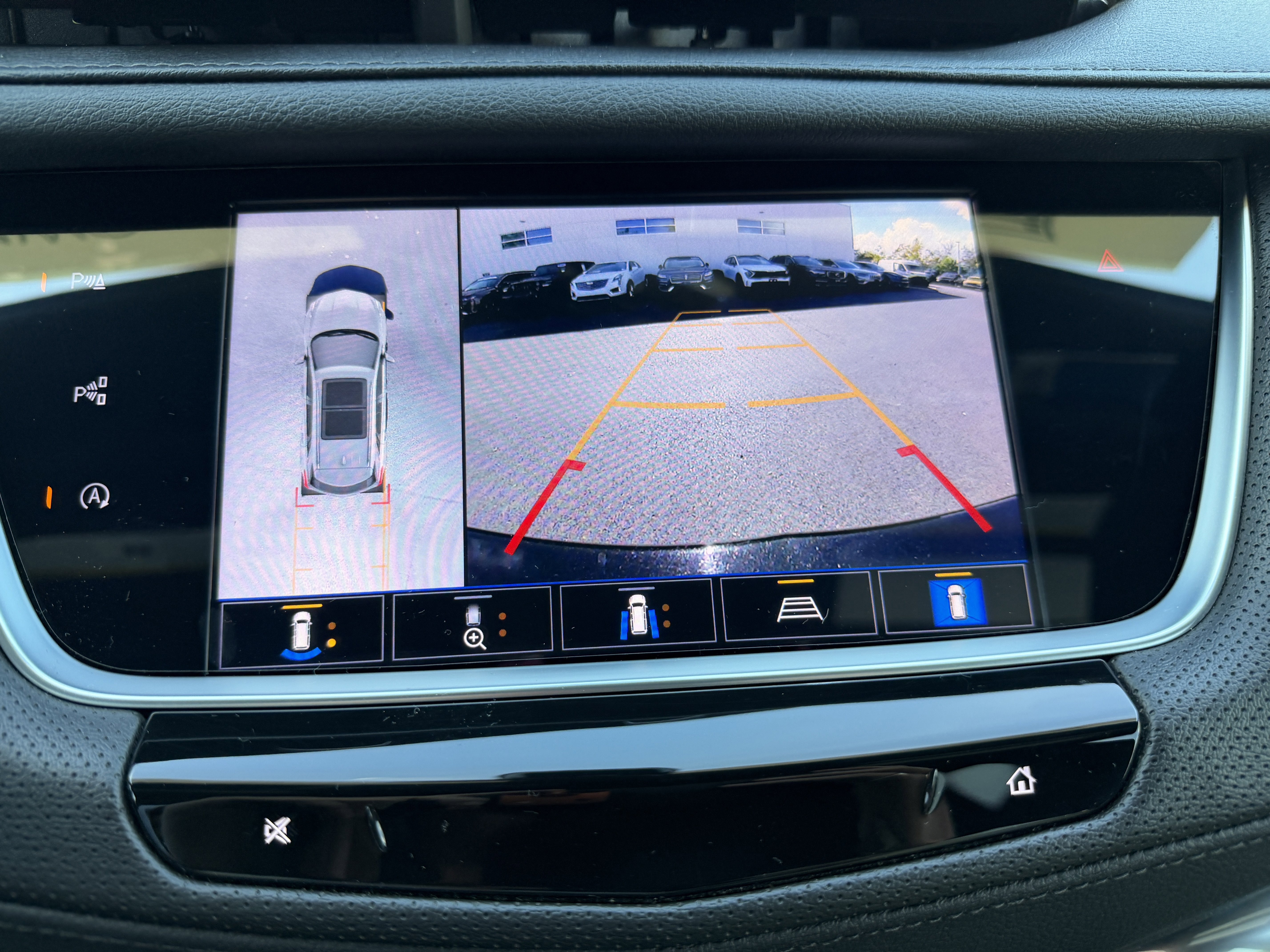 Certified 2022 Cadillac XT5 Sportv w/ Technology Package image 24