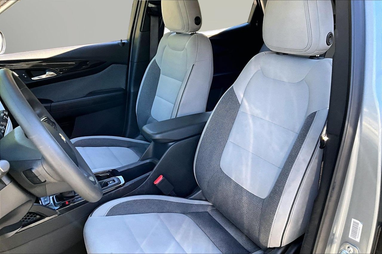Used 2025 Chevrolet TrailBlazer LT AWD/4WD image 18