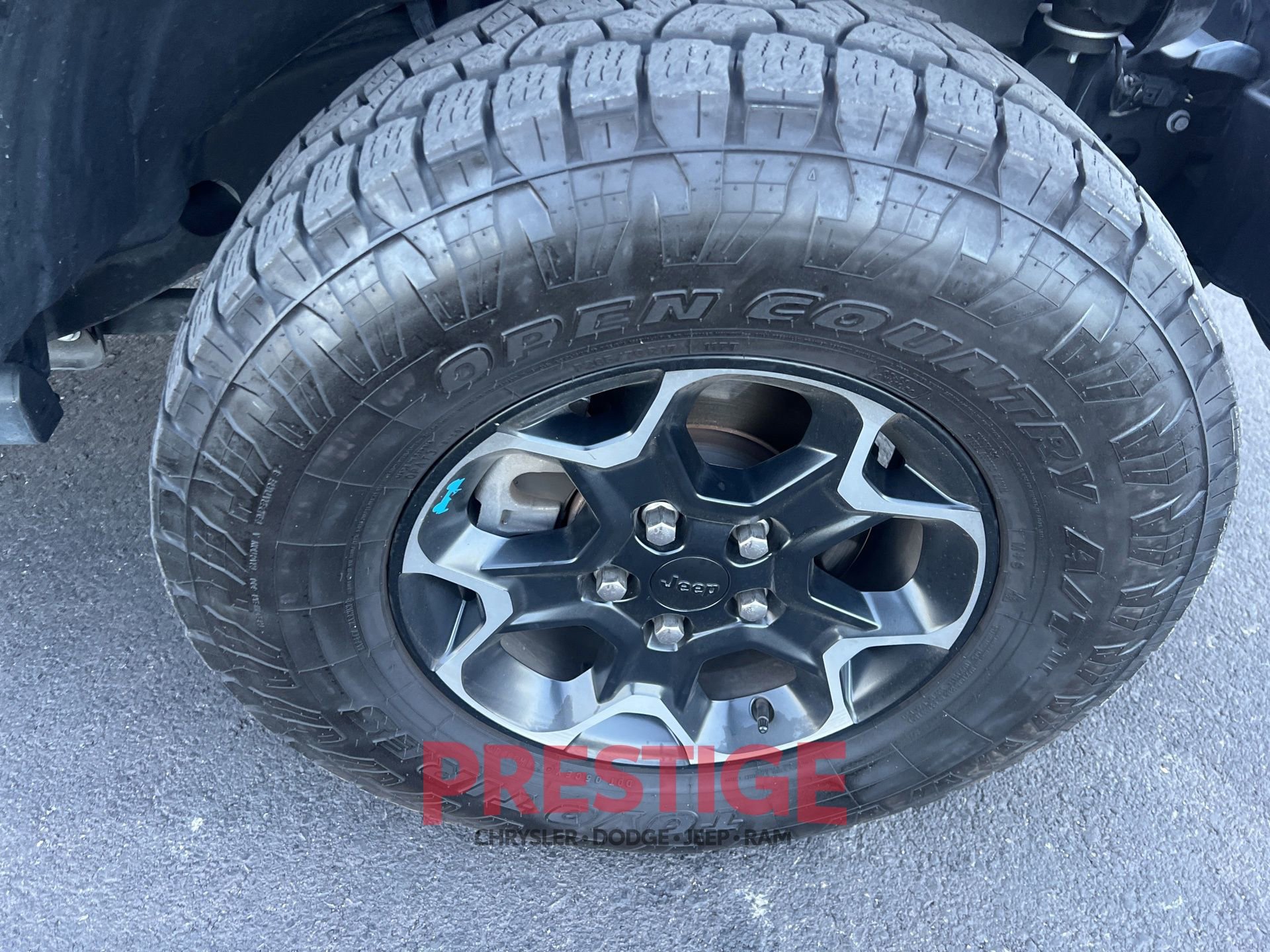 Used 2022 Jeep Wrangler Unlimited Rubicon 4xe AWD/4WD image 19