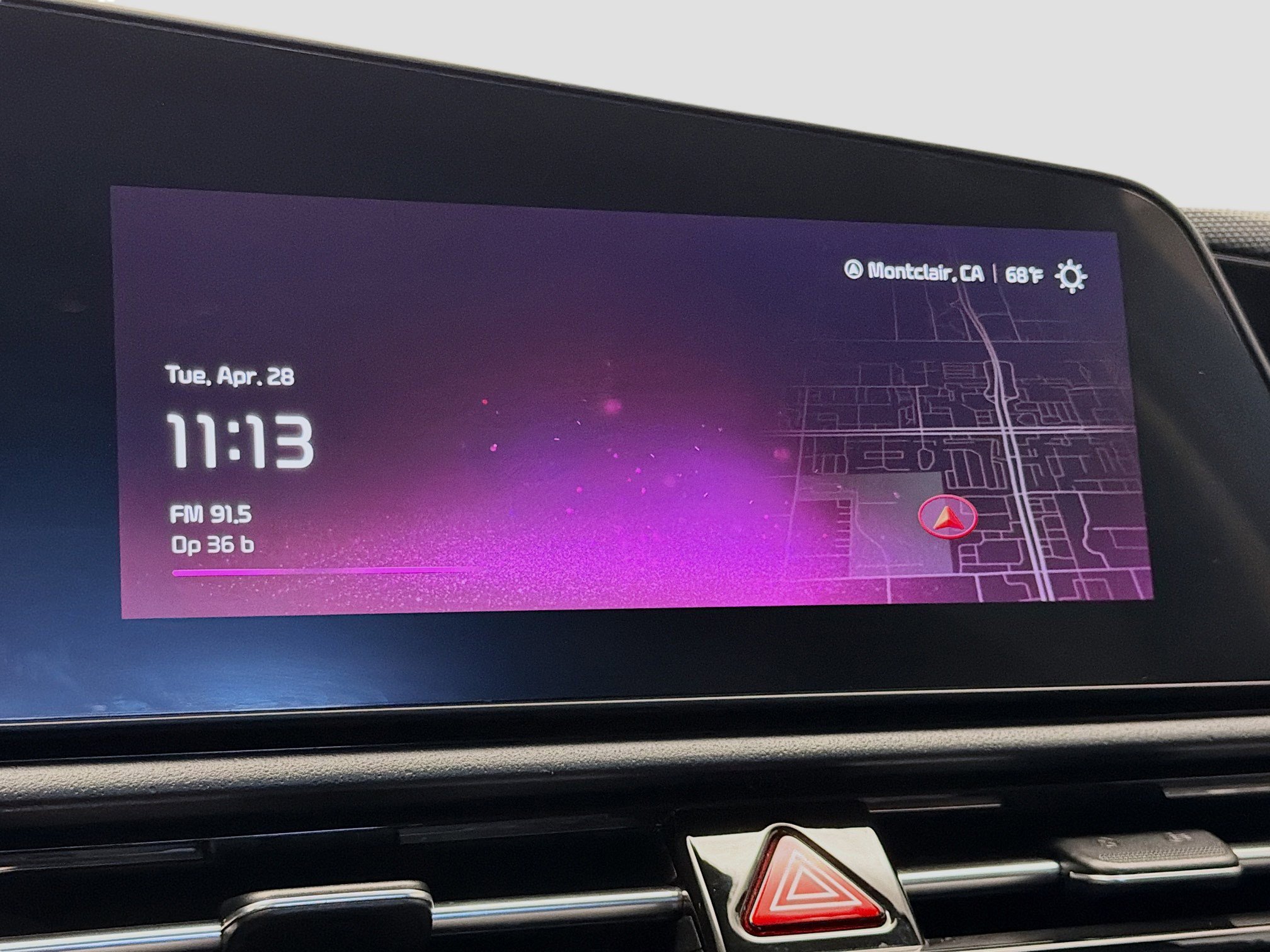 Used 2024 Kia Niro EX FWD image 9