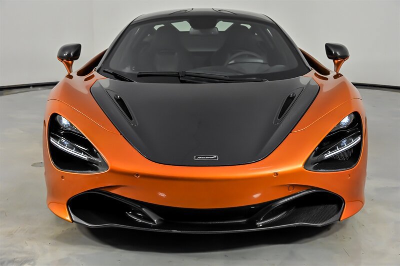 Used 2018 McLaren 720S Performance RWD image 9