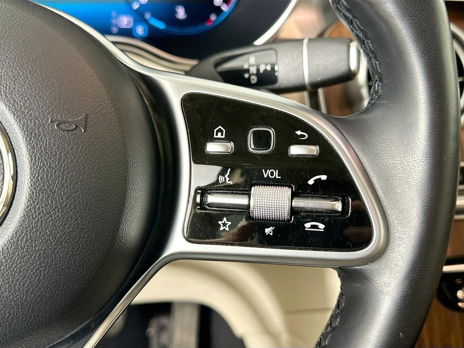 Certified 2022 Mercedes-Benz GLC 300 4MATIC image 13