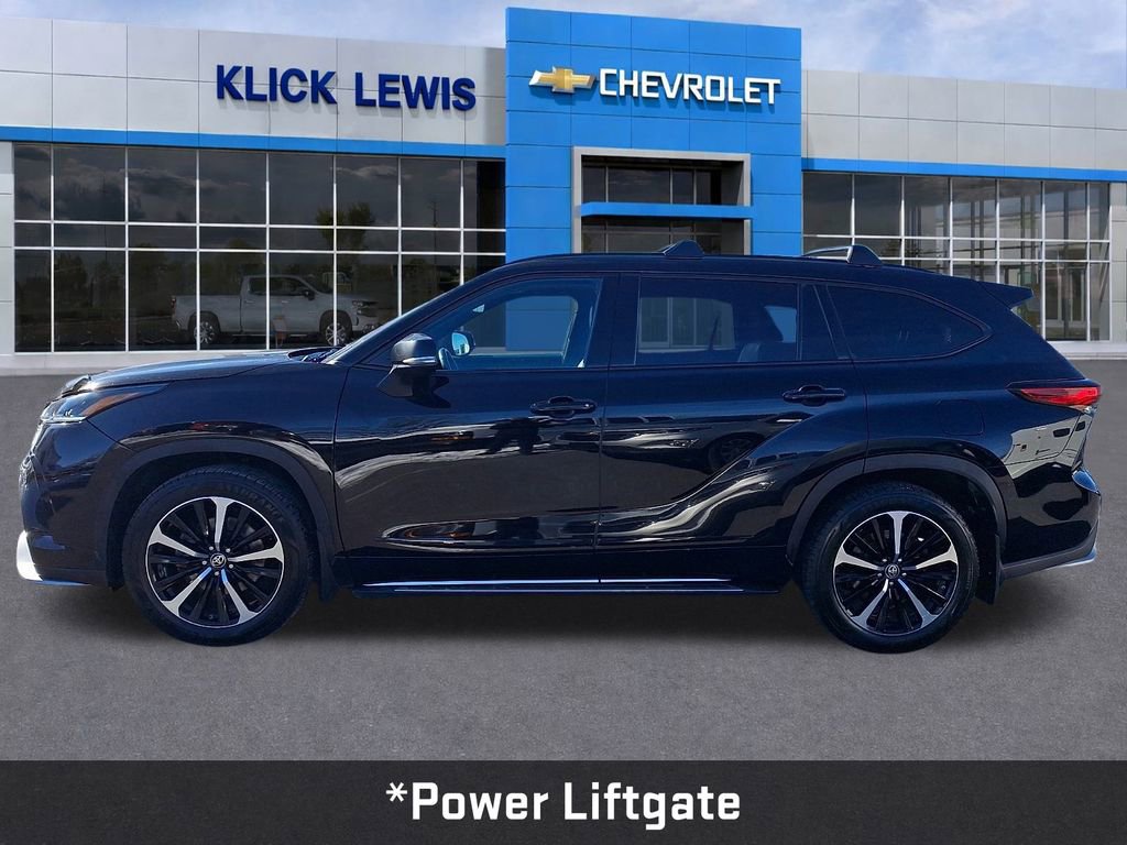 Used 2021 Toyota Highlander XSE image 4