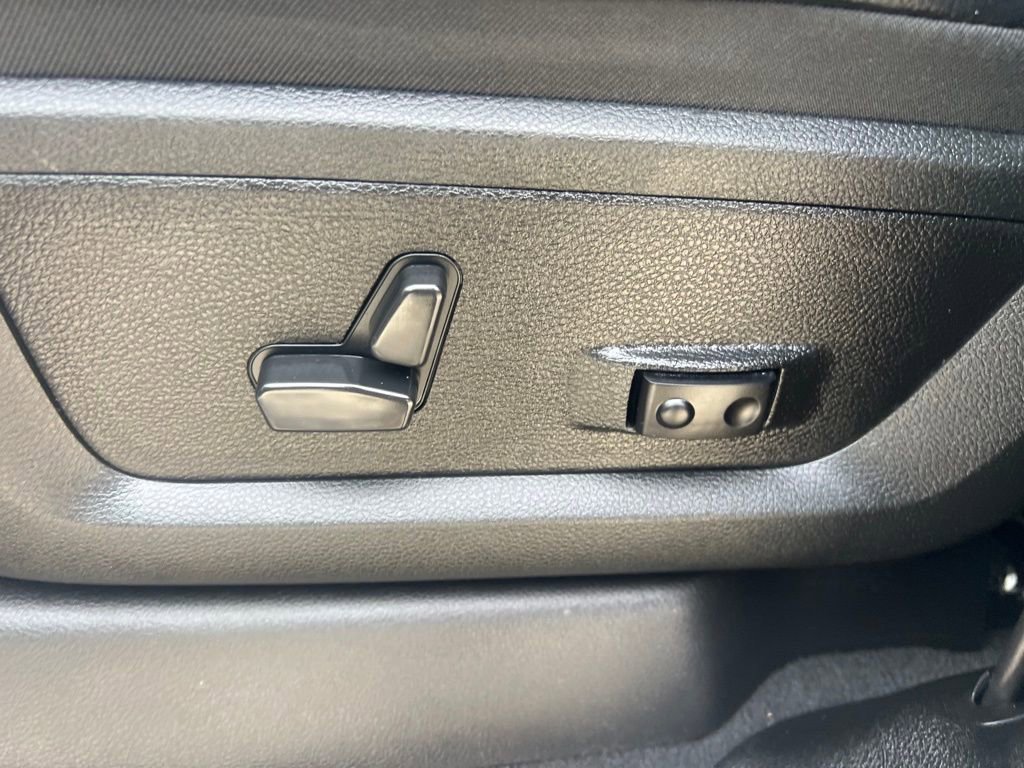 Used 2024 RAM 2500 Laramie w/ Night Edition image 23