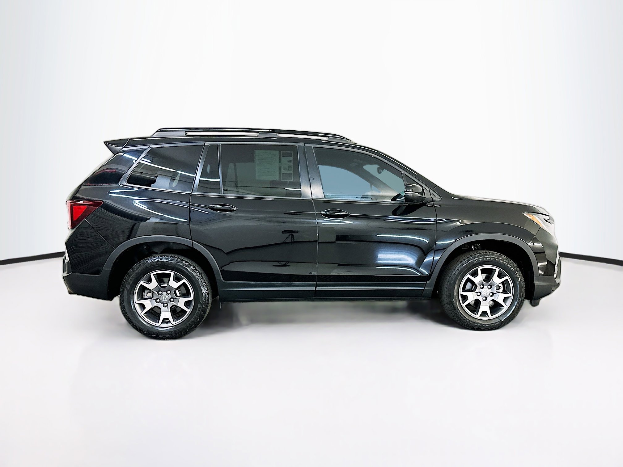 Used 2022 Honda Passport TrailSport image 10