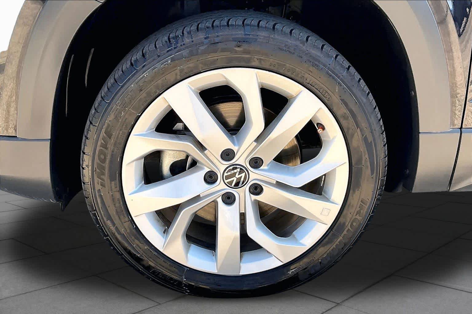 Used 2023 Volkswagen Taos S w/ IQ Drive S Package AWD/4WD image 10