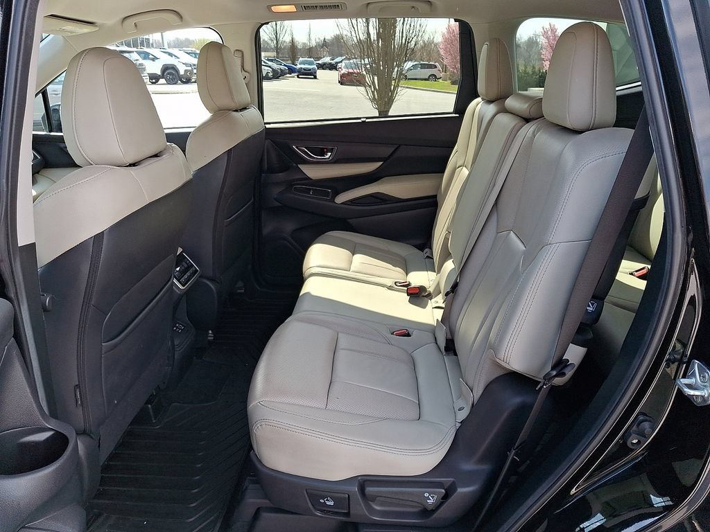 Used 2023 Subaru Ascent Limited AWD/4WD image 12