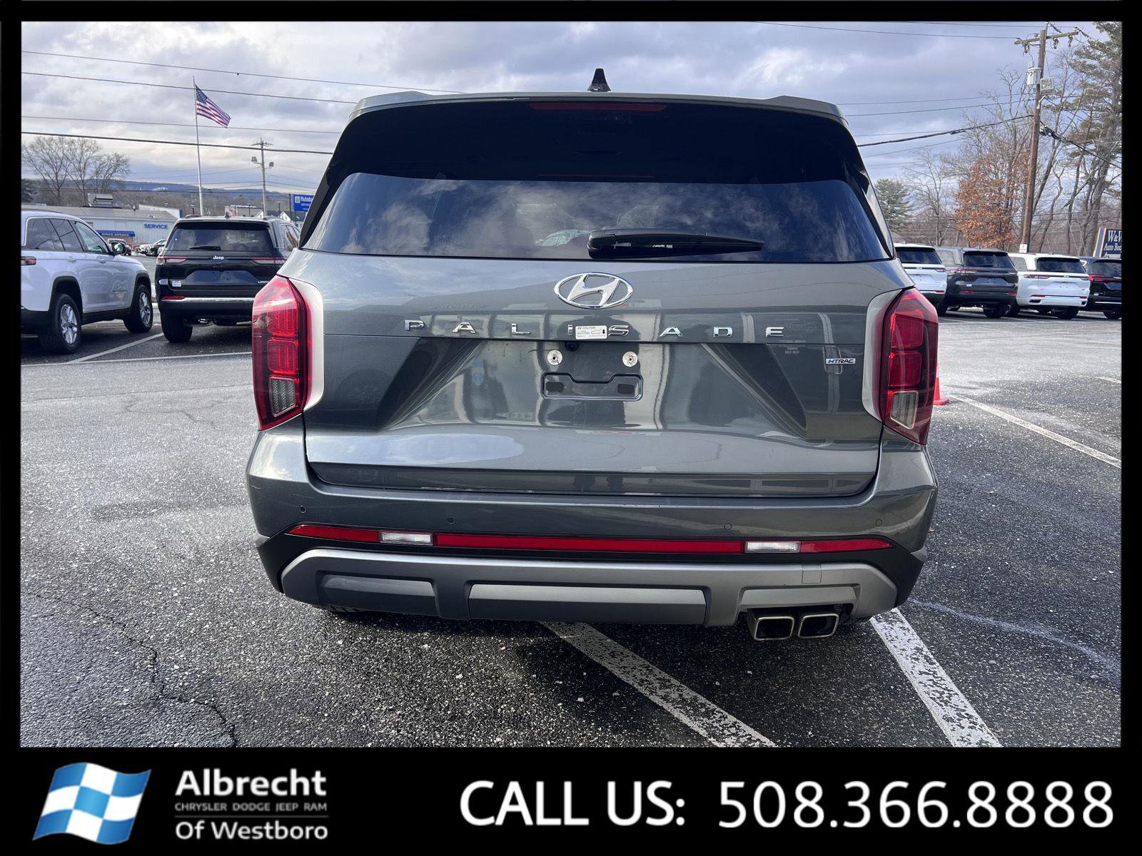 Used 2025 Hyundai Palisade SEL AWD/4WD image 4