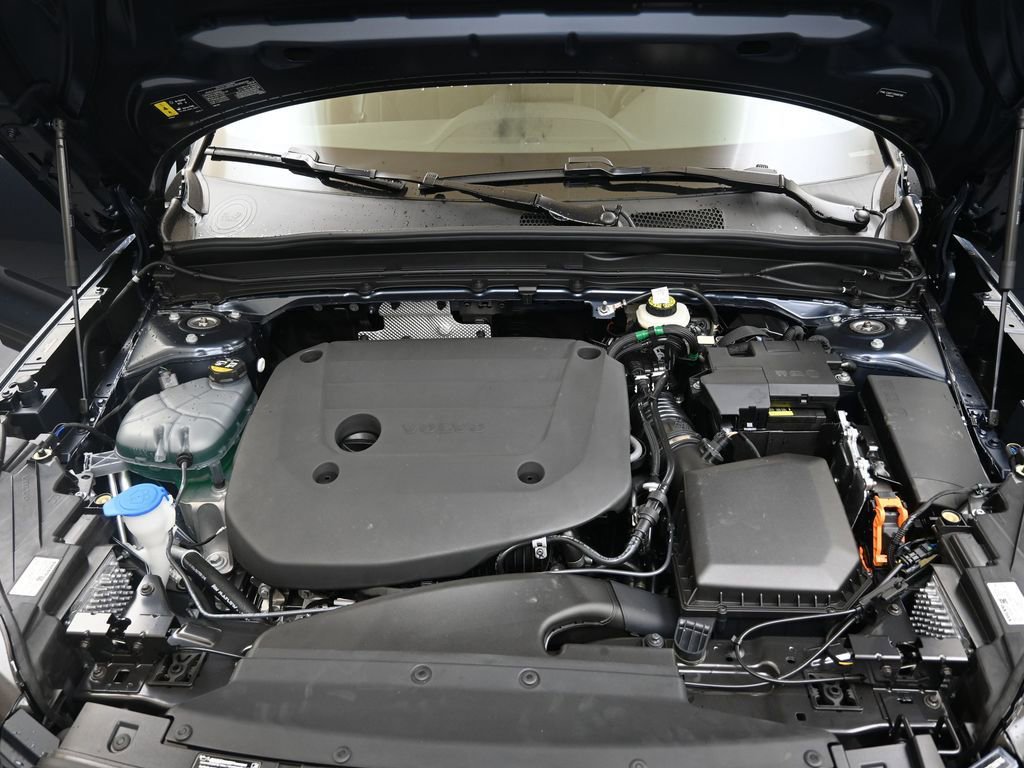 New 2026 Volvo XC40 B5 Ultra w/ Climate Package AWD/4WD image 10