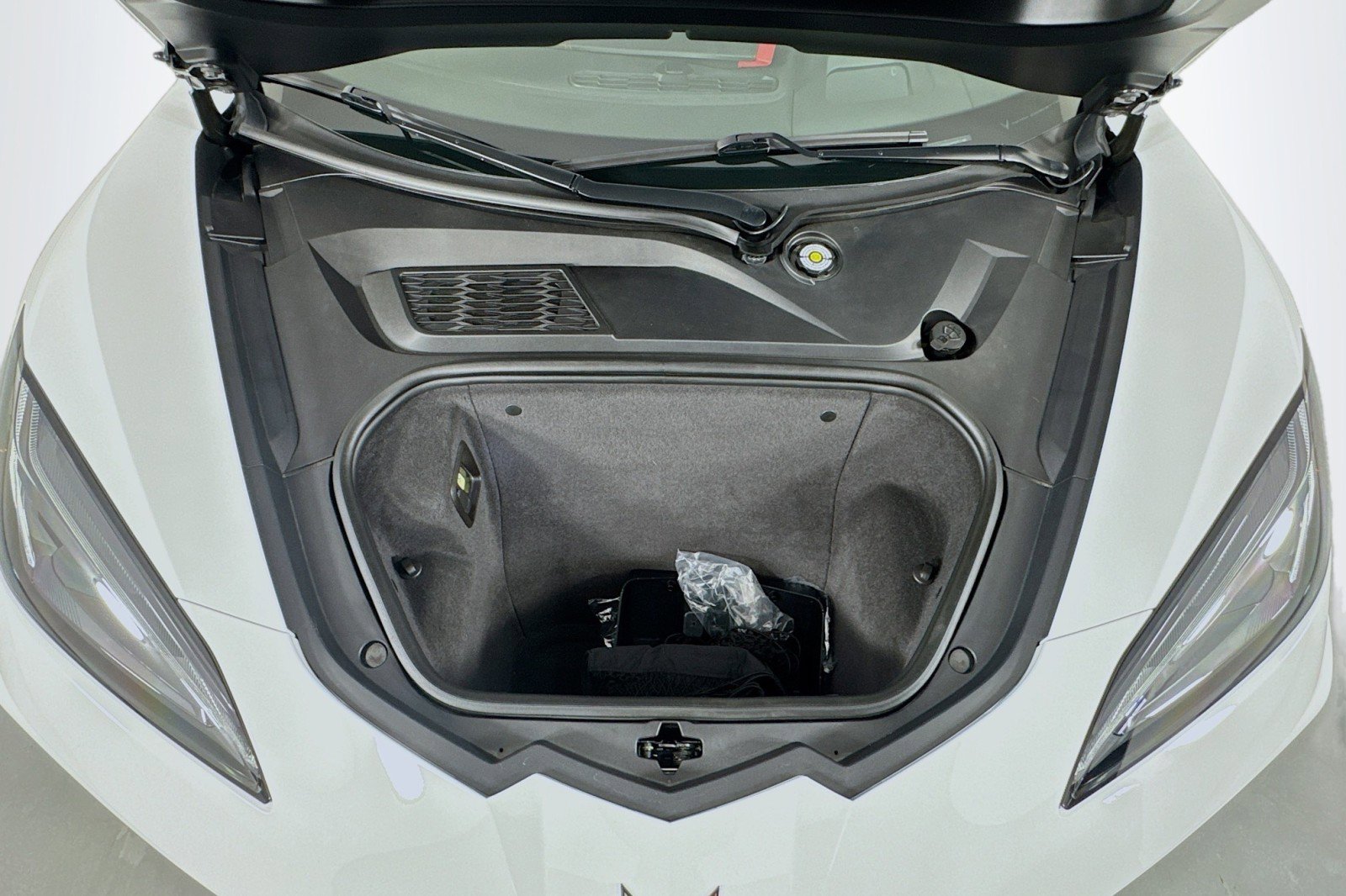Used 2022 Chevrolet Corvette Stingray Premium Conv w/ Z51 Performance Package RWD image 13