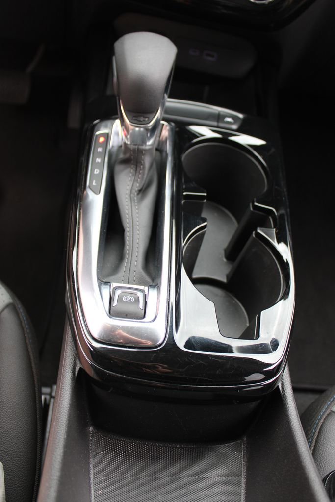 Used 2025 Chevrolet Trax LT image 40