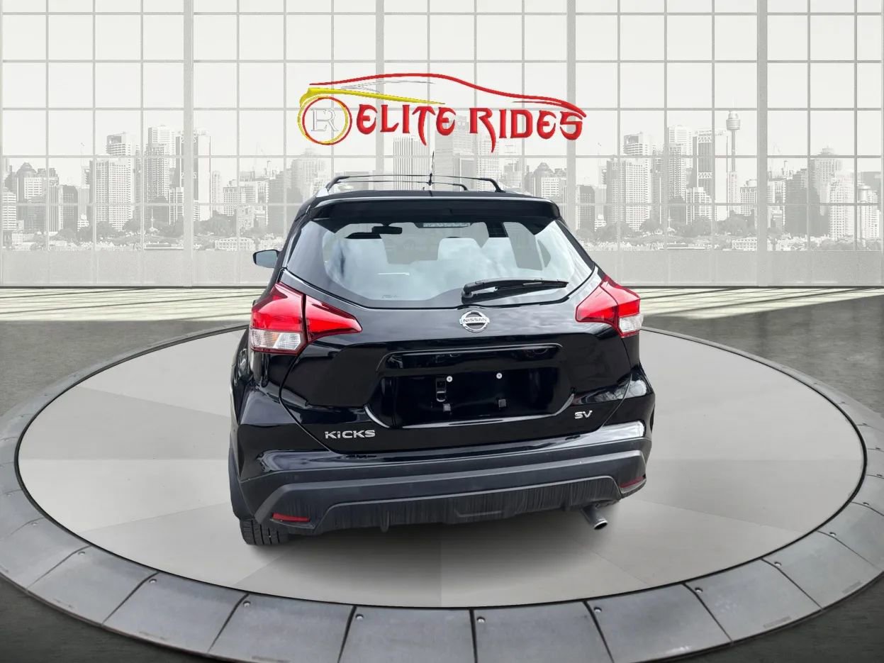 Used 2020 Nissan Kicks SV w/ Exterior Package FWD image 4