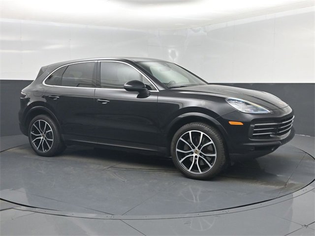 Used 2020 Porsche Cayenne S image 1