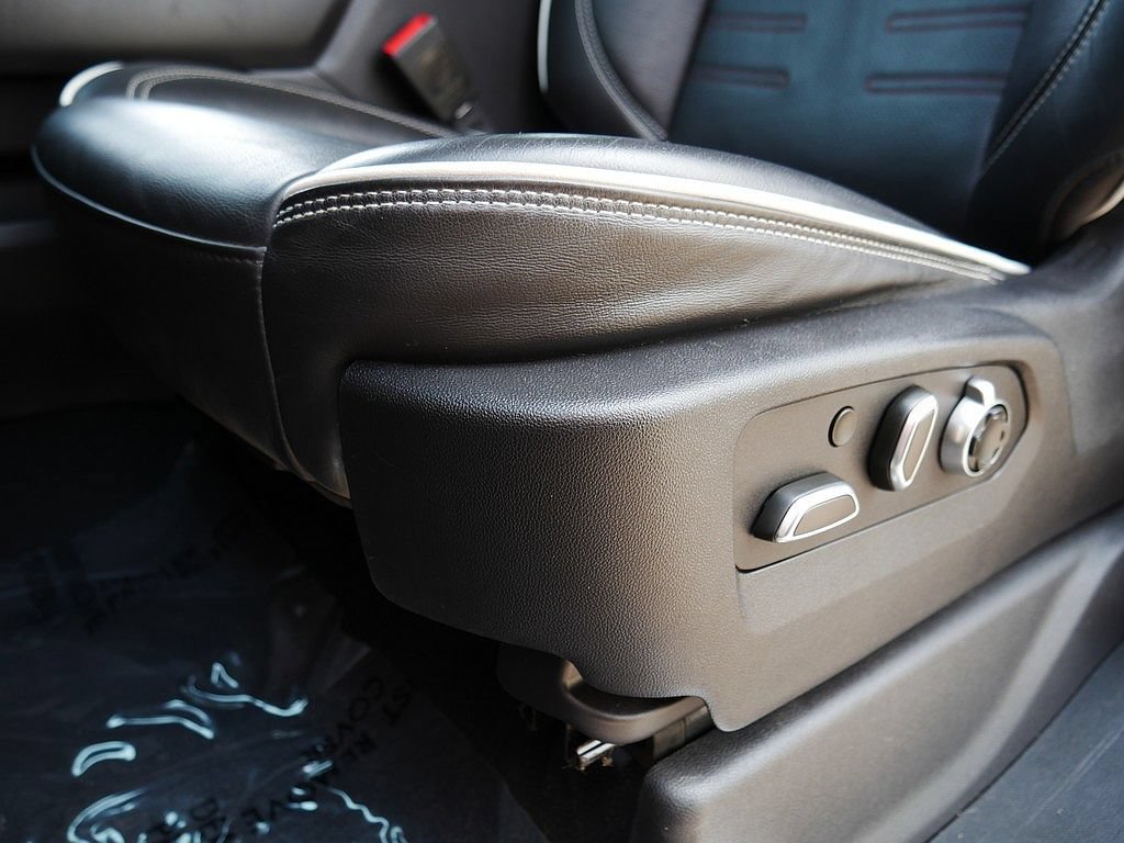 Used 2023 GMC Sierra 1500 AT4X AWD/4WD image 12