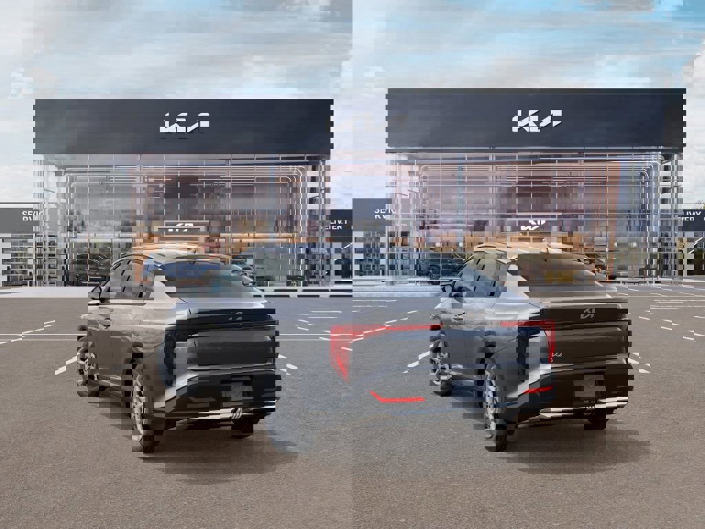 New 2025 Kia K4 LXS image 4
