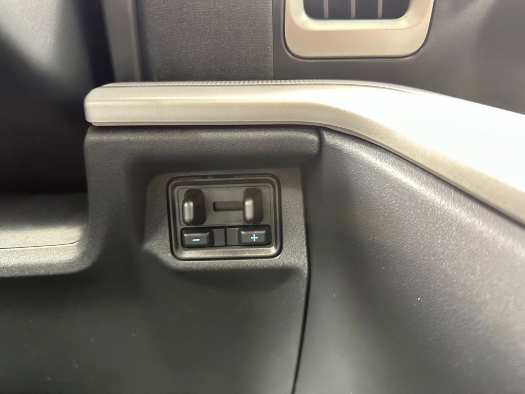 New 2025 Ford Expedition Max Active RWD image 26