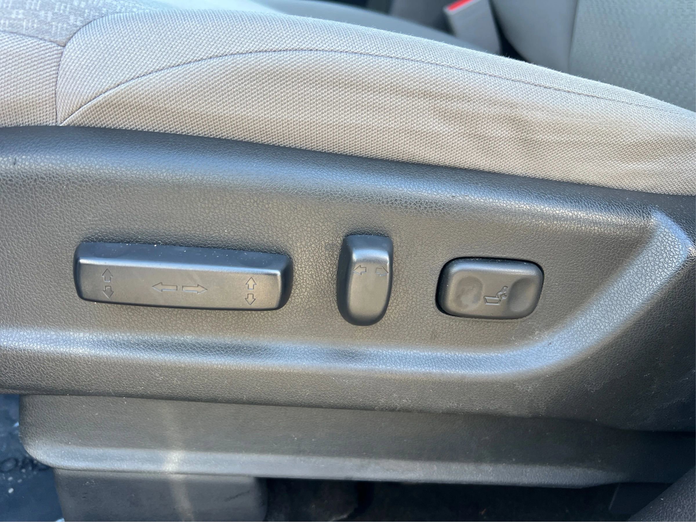 Used 2015 Honda CR-V EX image 32