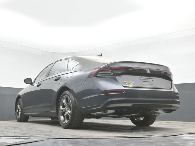 Used 2023 Honda Accord EX image 31