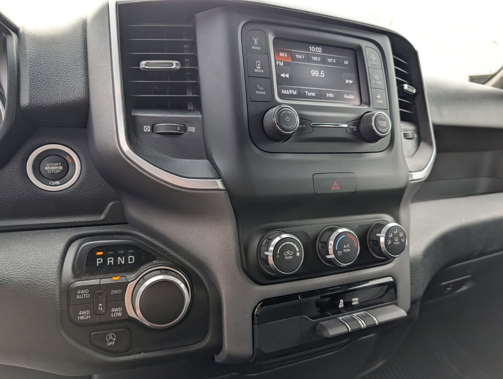 Used 2022 RAM 1500 Big Horn AWD/4WD image 7