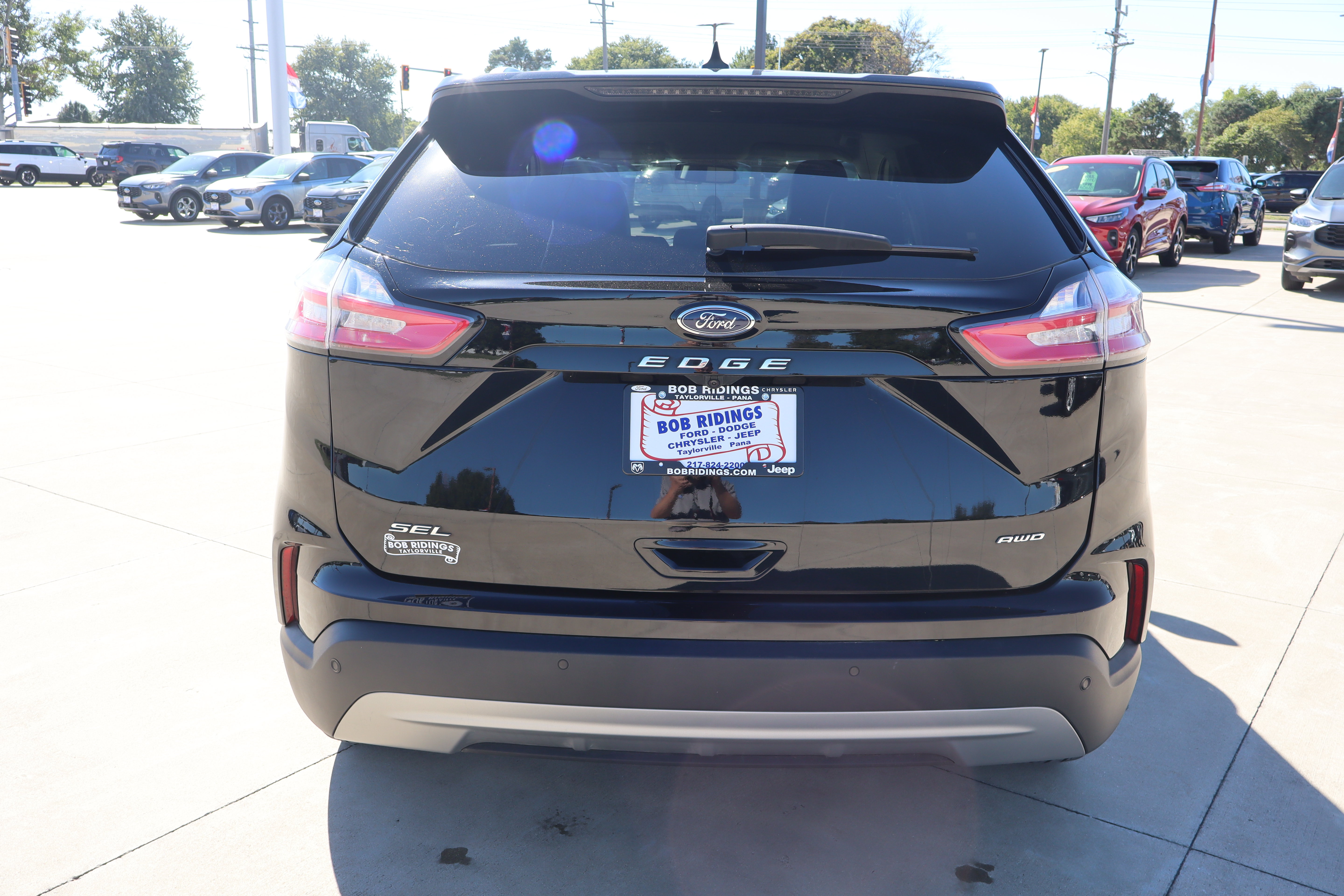 Used 2024 Ford Edge SEL w/ Convenience Package AWD/4WD image 7