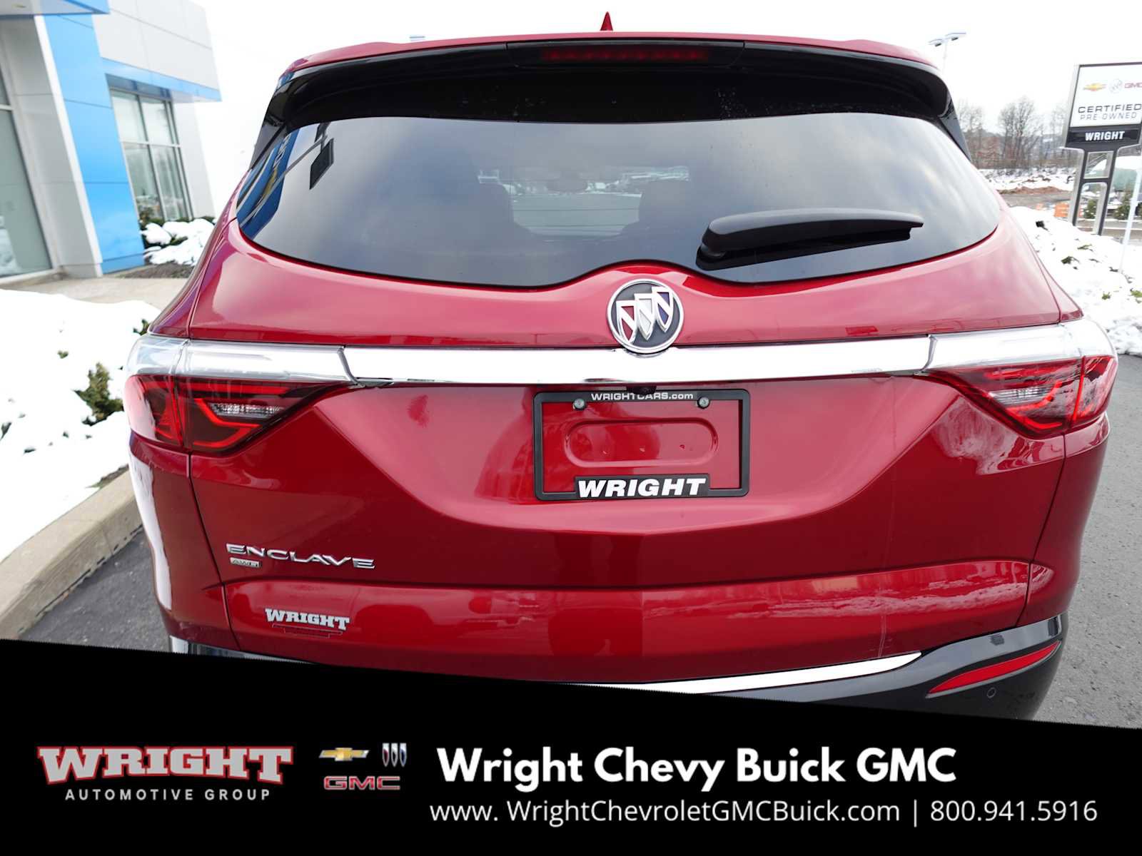 Used 2023 Buick Enclave Essence w/ Experience Buick Package image 4