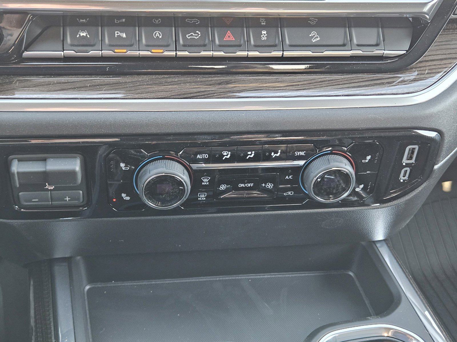 New 2026 Chevrolet Silverado 1500 LT Trail Boss w/ LT Trail Boss Premium Package image 14