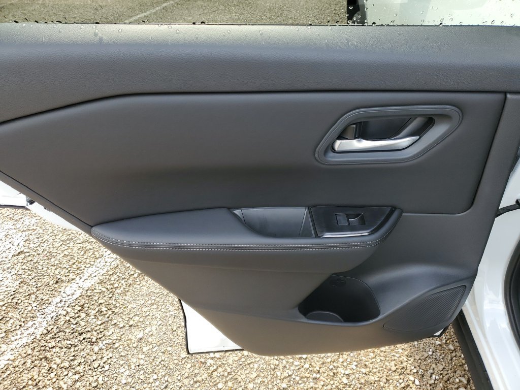 New 2026 Nissan Rogue SV AWD/4WD image 9