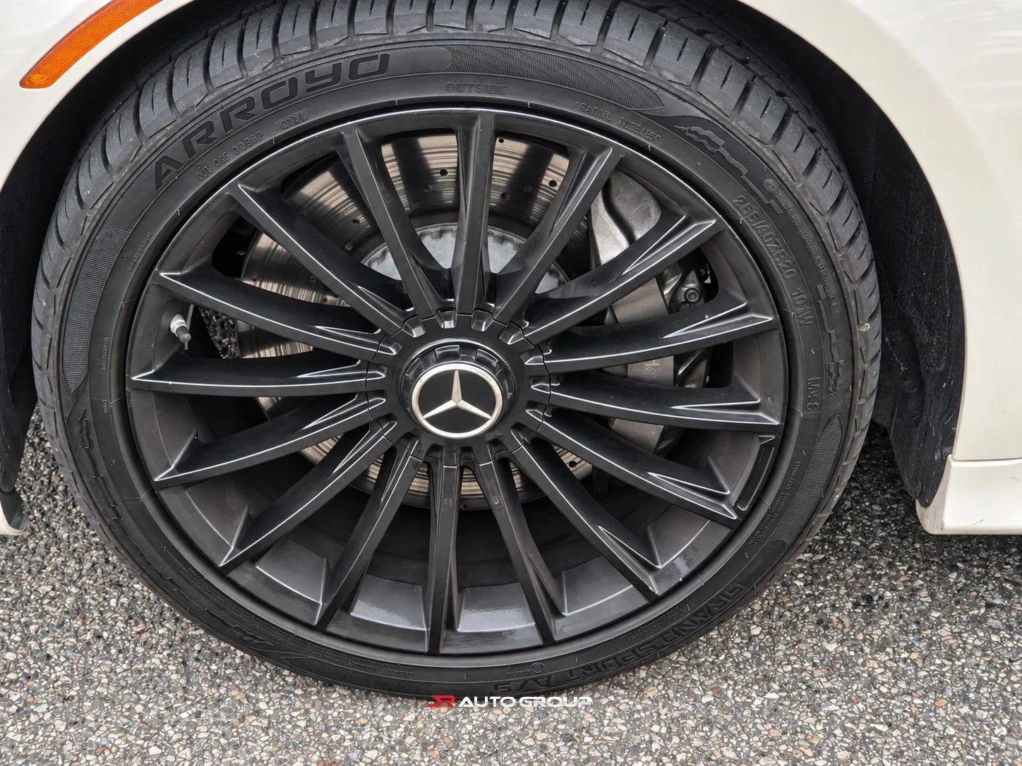 Used 2022 Mercedes-Benz S 500 4MATIC w/ AMG Line Package image 14