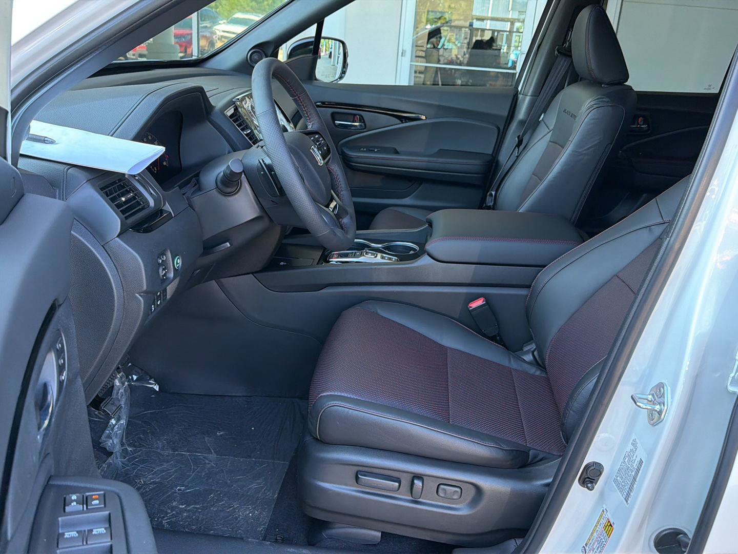 New 2026 Honda Ridgeline Black Edition image 10