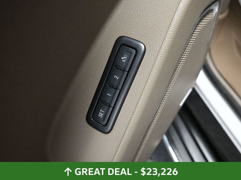 Used 2017 GMC Yukon SLT w/ Premium Edition image 33