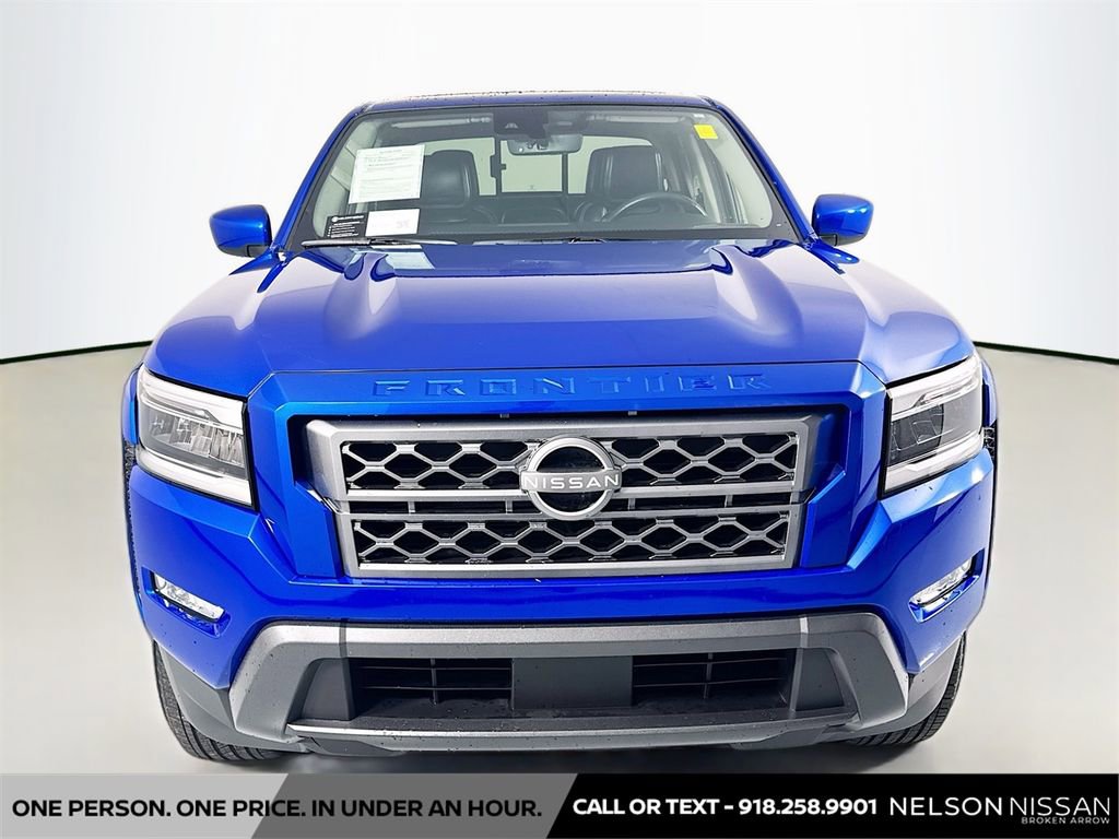 Used 2024 Nissan Frontier SL w/ Technology Package image 2