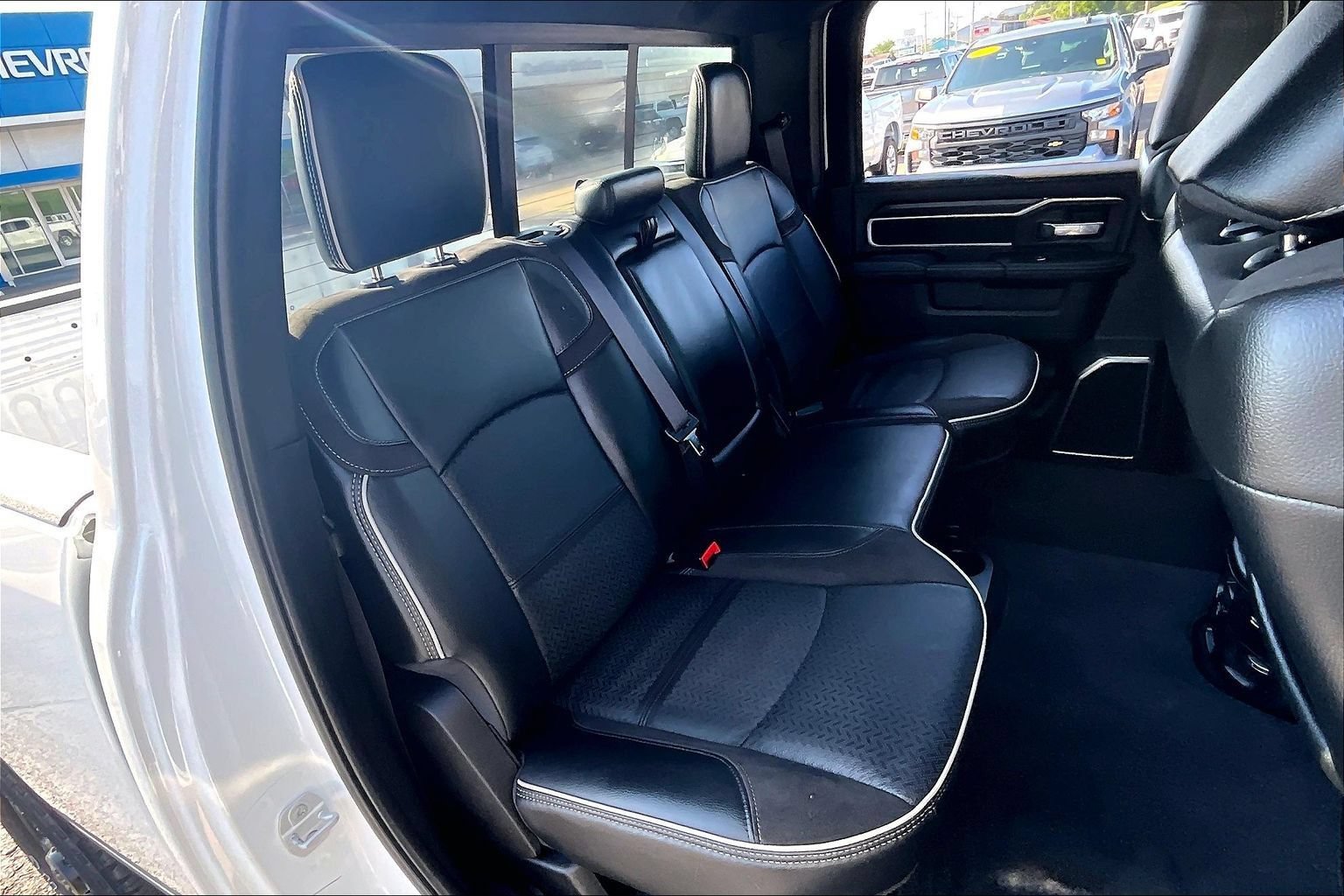 Used 2026 RAM 2500 Laramie AWD/4WD image 28