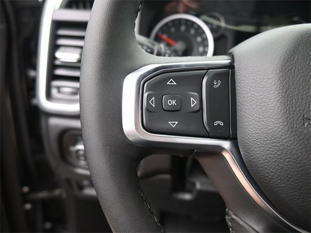New 2026 RAM 1500 4x4 Crew Cab image 32