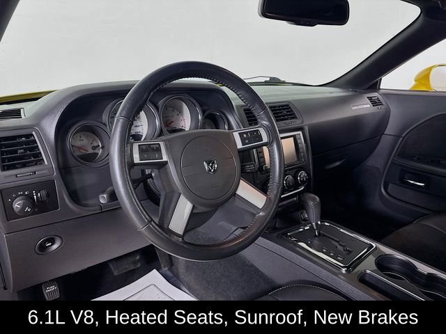 Used 2010 Dodge Challenger SRT8 w/ Special Edition Group image 9