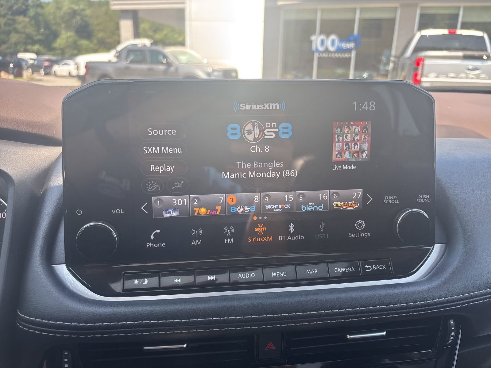 Used 2023 Nissan Rogue SL w/ SL Premium Package image 16