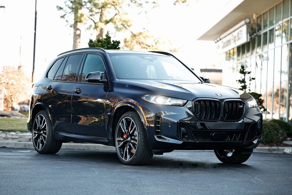 New 2026 BMW X5 M60i w/ Climate Comfort Package image 1