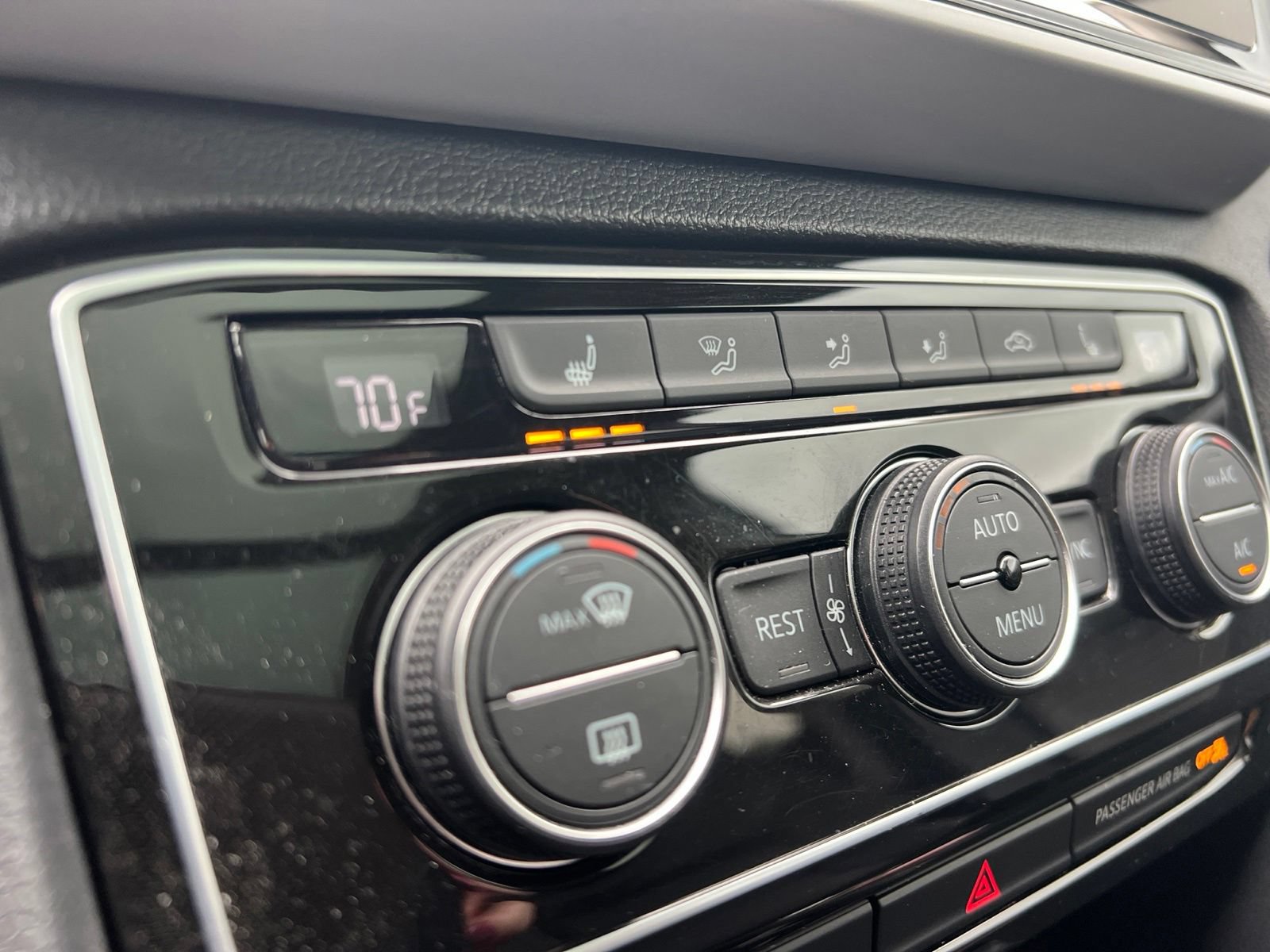 Used 2022 Volkswagen Atlas SE FWD image 19