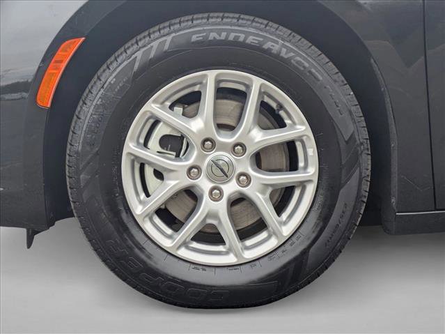 Used 2023 Chrysler Pacifica Touring-L FWD image 23