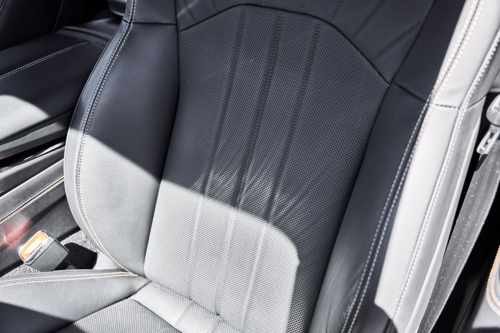 Used 2024 Bentley Flying Spur V8 AWD/4WD image 50