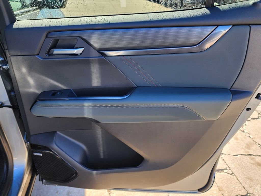 New 2026 GMC Acadia AT4 w/ Super Cruise Package image 44