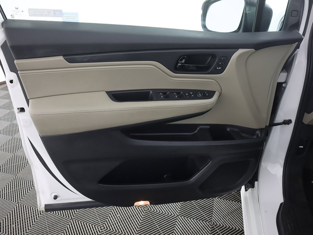 Used 2023 Honda Odyssey Touring image 22