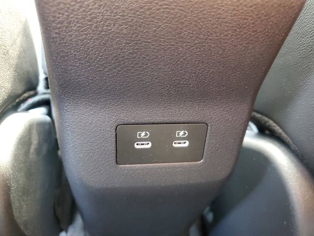 Certified 2025 Nissan Kicks SR image 12