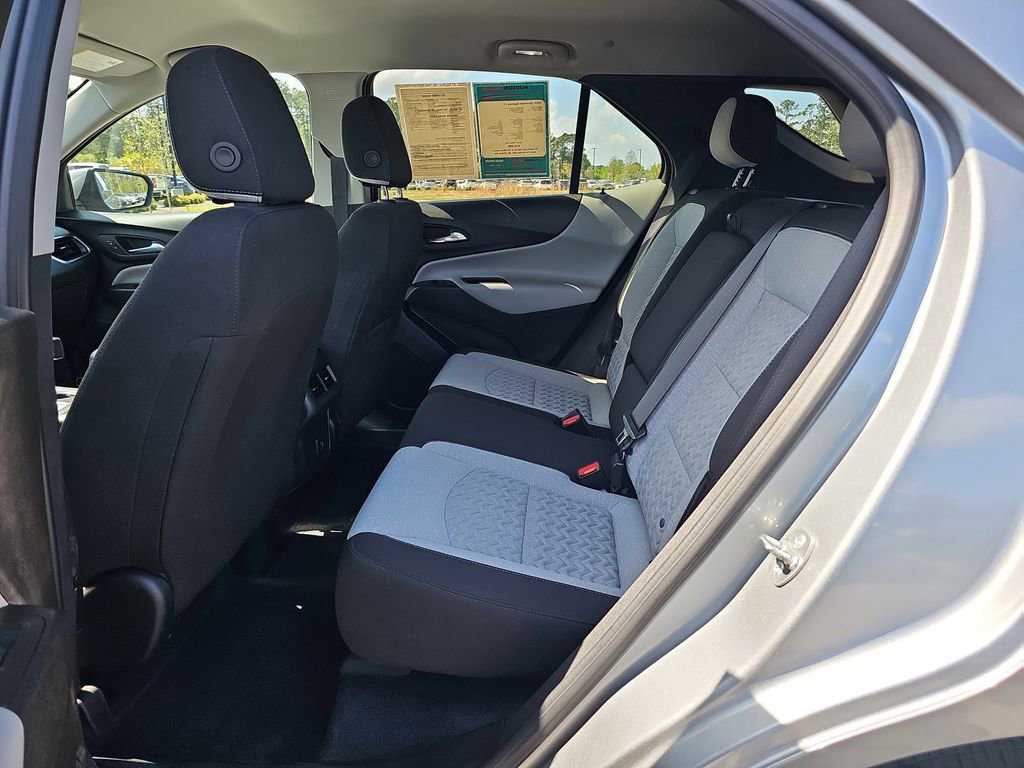 Used 2024 Chevrolet Equinox LT FWD image 18