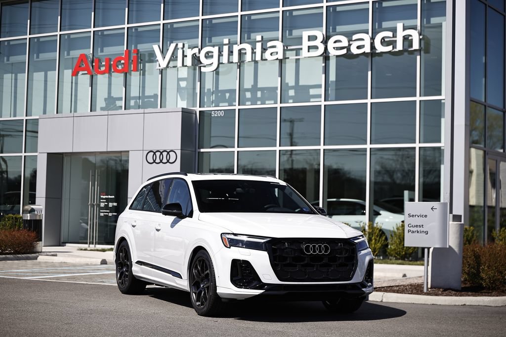New 2026 Audi SQ7 Premium Plus