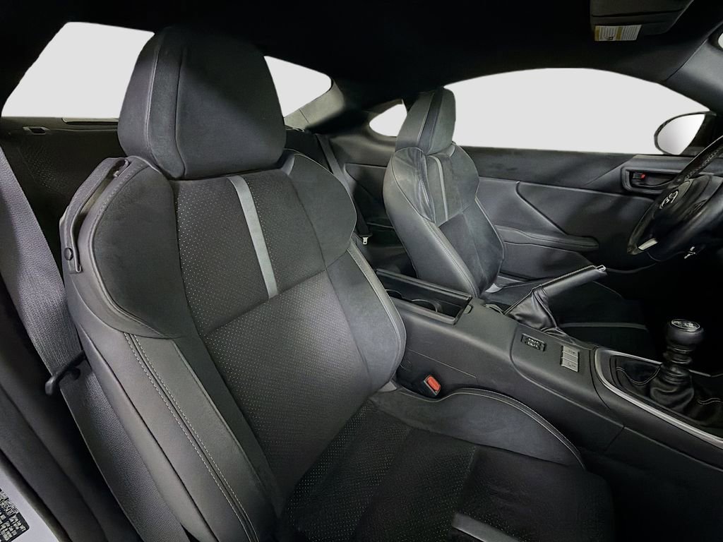 Used 2024 Toyota GR86 Premium image 27