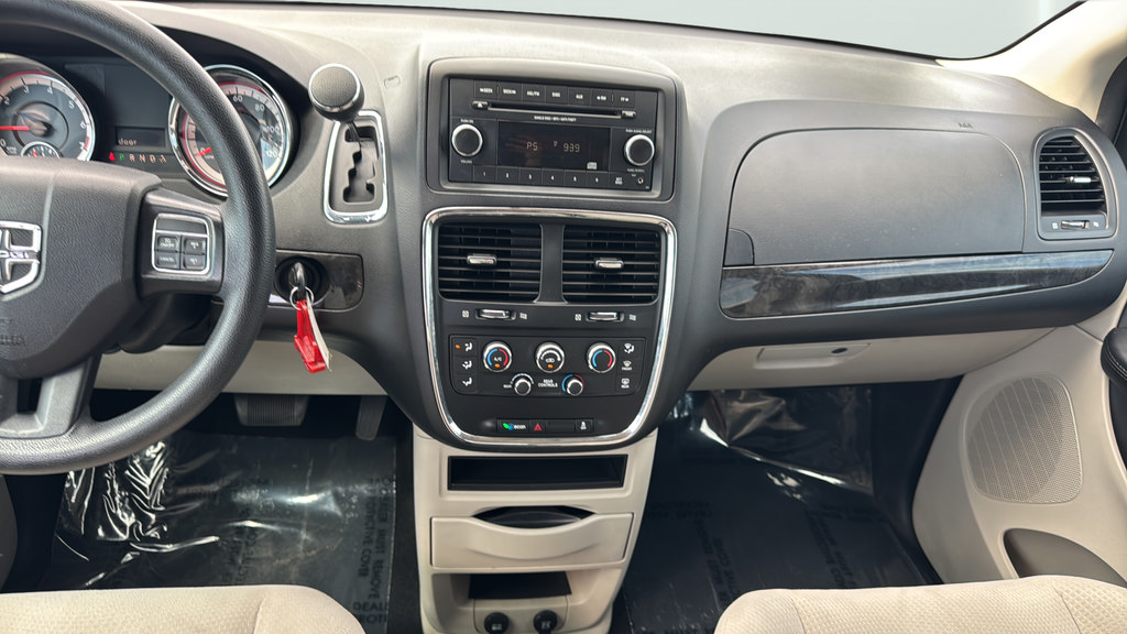 Used 2015 Dodge Grand Caravan SE w/ Quick Order Package 29E SE FWD image 15