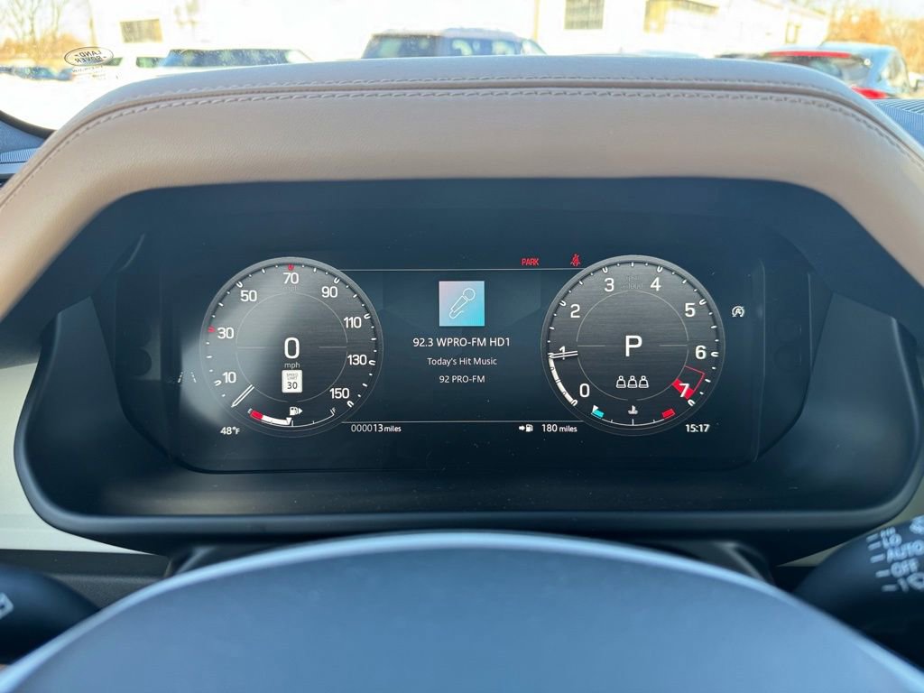 New 2026 Land Rover Defender 110 X-Dynamic SE image 12