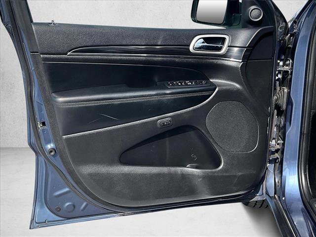 Used 2020 Jeep Grand Cherokee Limited image 18