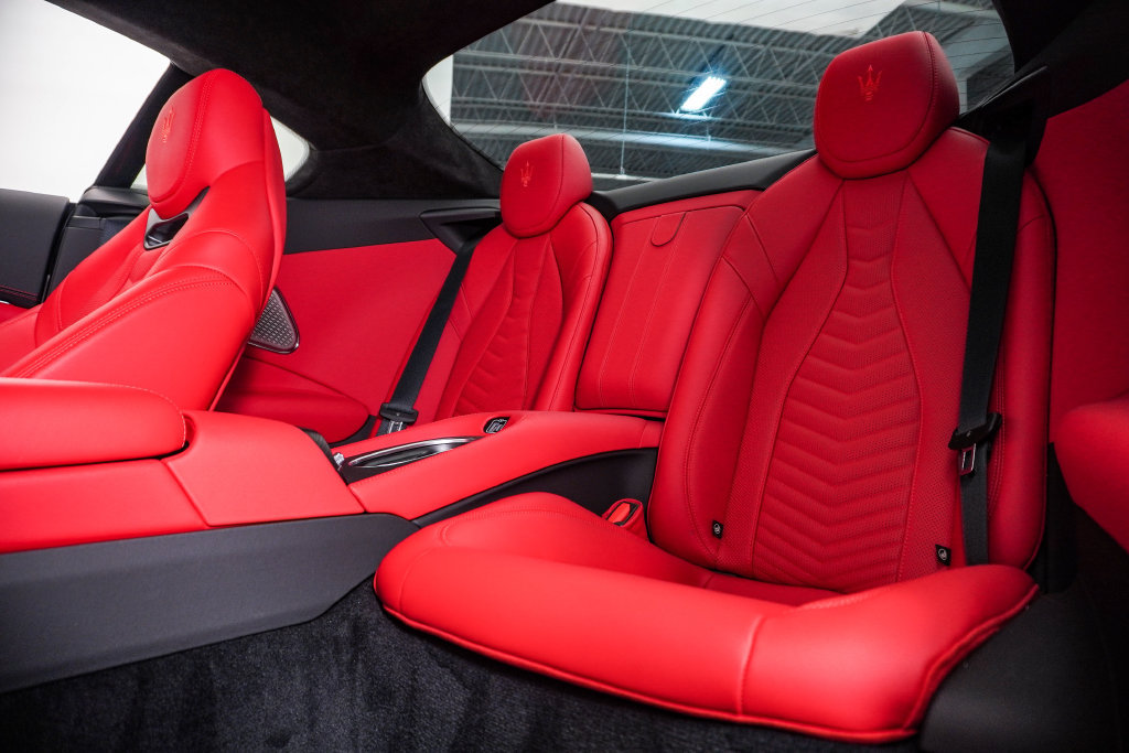 Certified 2024 Maserati GranTurismo Trofeo AWD/4WD image 21